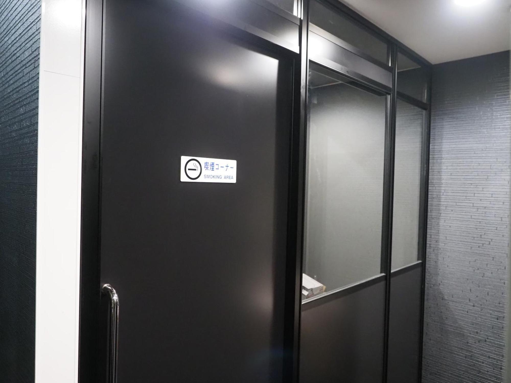 Capsule Hotel Block Room Tokyo Exterior photo